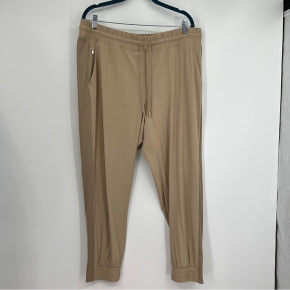 Athleta Pants - Athleta Brooklyn Textured Joggers Pants size 16 Windowpane Ankle Stretch Tan